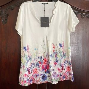 NWT JFN Scallop V Neck Floral Casual T-Shirt/Tee XL